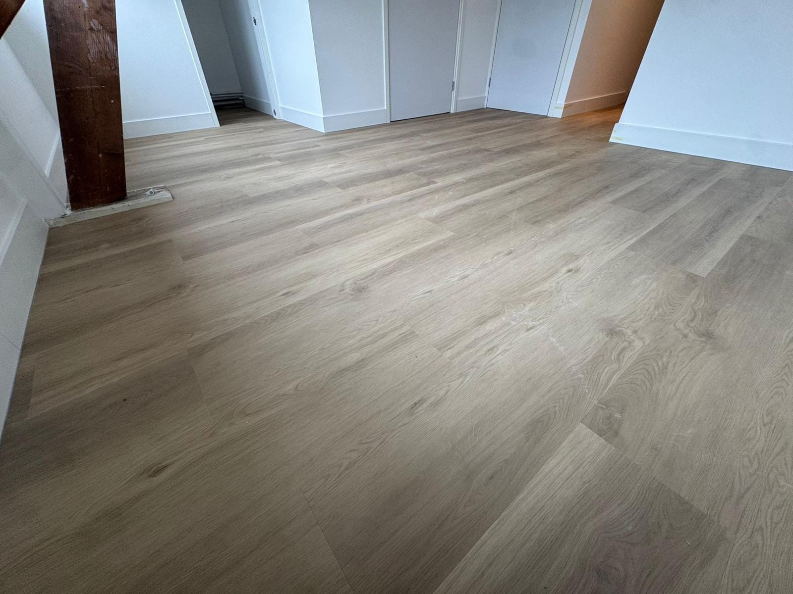 WhatsApp Image 2025-07-17 at 10.05.49 (5) Pvc vloer Almere